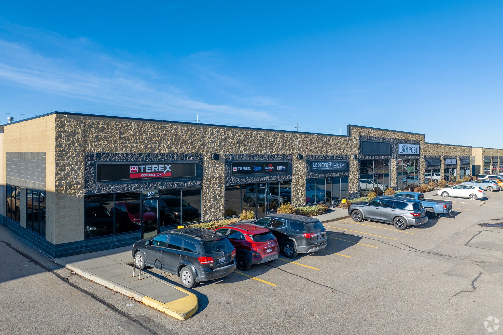 11979 40th St SE, Calgary, AB for lease Primary Photo- Image 1 of 10