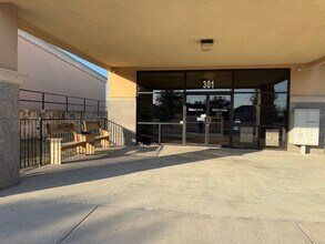 311 E Stan Schlueter Loop, Killeen, TX for lease Building Photo- Image 2 of 28