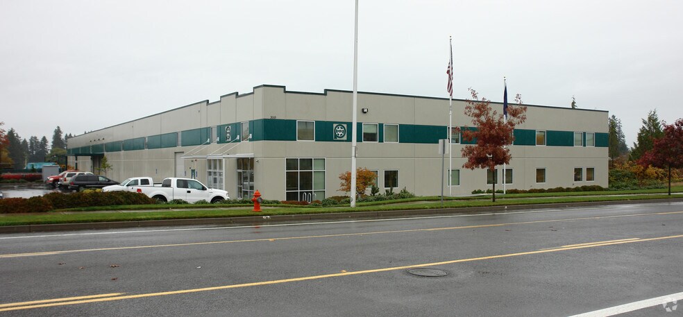 310 S Sequoia Pky, Canby, OR à vendre - Photo du bâtiment - Image 2 de 6
