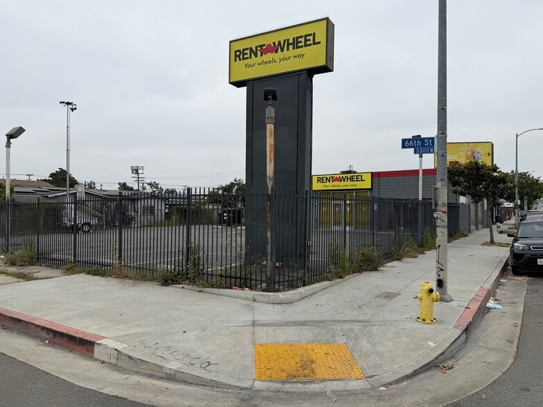 6600 Crenshaw Blvd, Los Angeles, CA for sale - Building Photo - Image 2 of 3