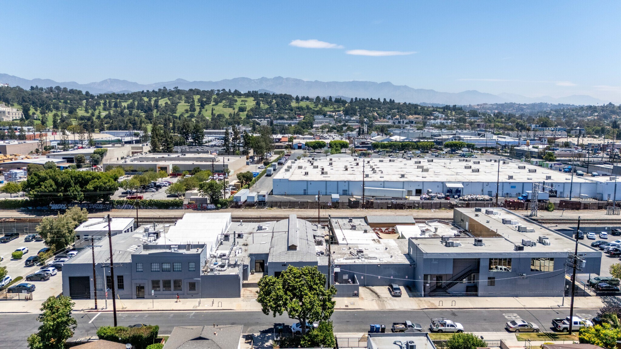 3145-3191 Casitas Ave, Los Angeles, CA à louer Photo principale- Image 1 de 7