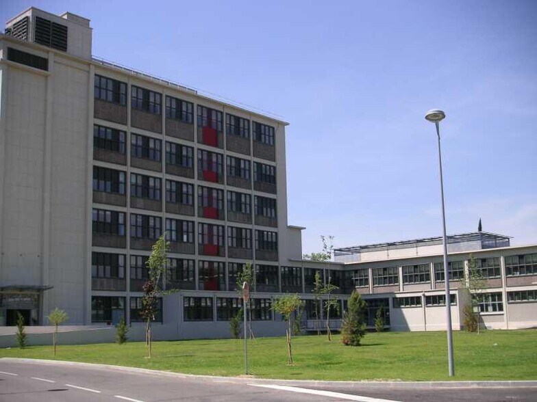 Office in Marseille for lease - Primary Photo - Image 1 of 1