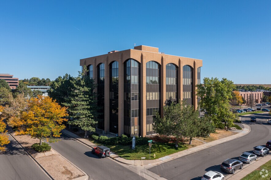 10800 E Bethany Dr, Aurora, CO à louer - Photo du bâtiment - Image 2 de 5