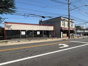 340 Grand Ave, Leonia, NJ for lease Interior Photo- Image 2 of 17