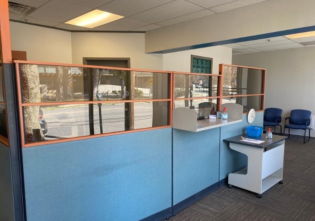 More details for 1410 Manoa Rd, Wynnewood, PA - Retail for Sale