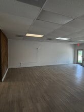 3203 Apalachee Pky, Tallahassee, FL for lease Interior Photo- Image 1 of 5