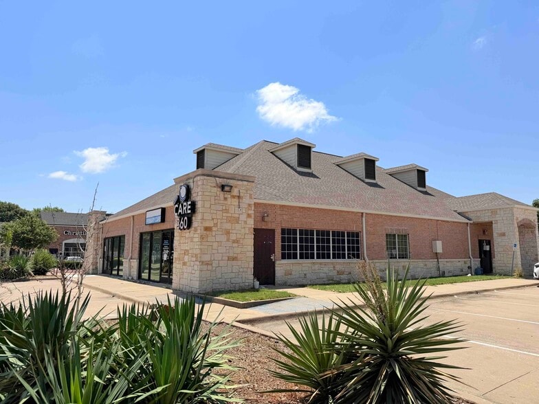 9229 Lebanon Rd, Frisco, TX à louer - Photo du bâtiment - Image 2 de 6