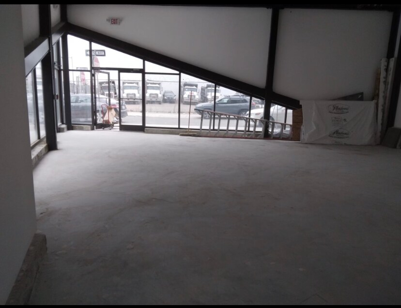 330 Cecil B Moore Ave, Philadelphia, PA for lease Primary Photo- Image 1 of 5