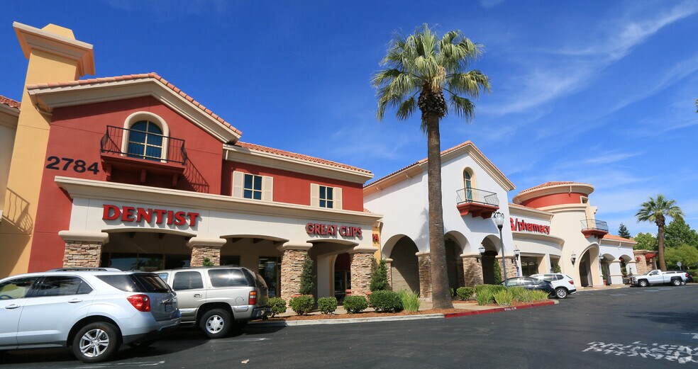 2750-2790 E Bidwell St, Folsom, CA à louer - Photo du bâtiment - Image 3 de 11