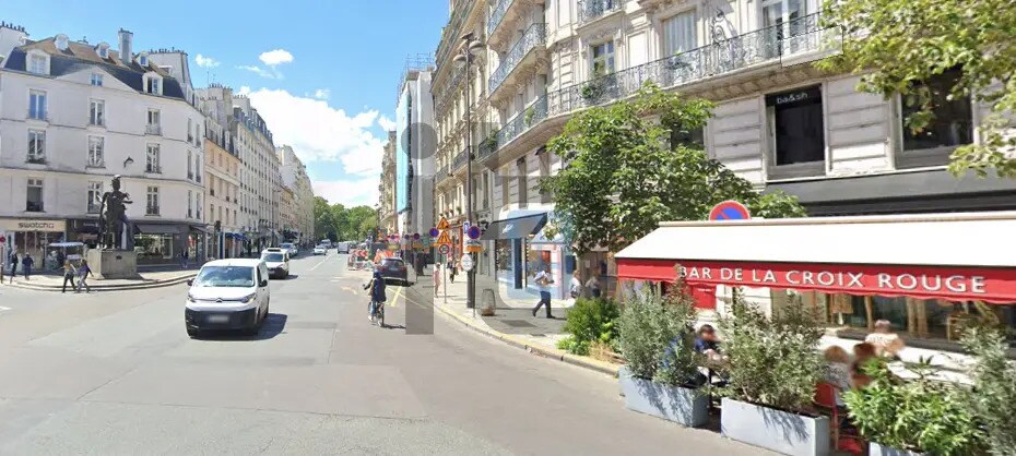 Retail in Paris for lease - Building Photo - Image 1 of 2