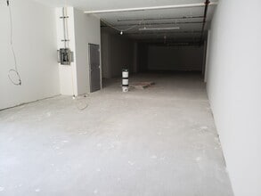 2070 Jerome Ave, Bronx, NY for sale Interior Photo- Image 2 of 3