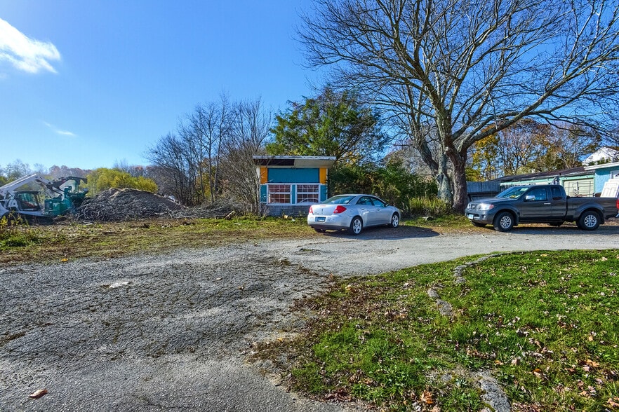 16 Stonington Rd, Mystic, CT à vendre - Photo du bâtiment - Image 3 de 8