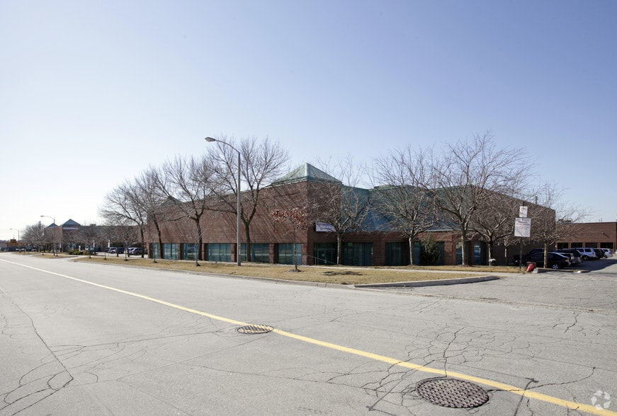 40 Dynamic Dr, Toronto, ON for lease - Primary Photo - Image 1 of 2