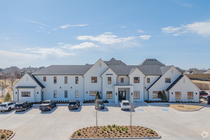 3030 NW 164th, Edmond, OK for lease - Building Photo - Image 2 of 12