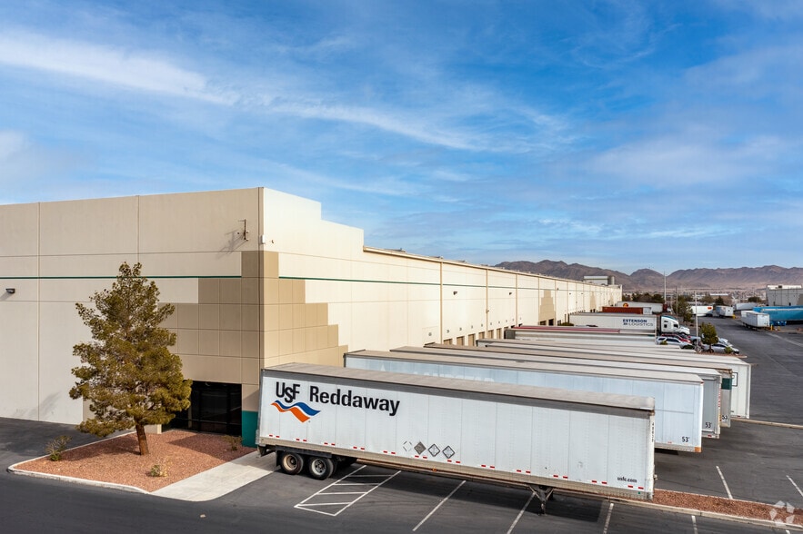 2861 N Marion Dr, Las Vegas, NV for lease - Primary Photo - Image 1 of 5