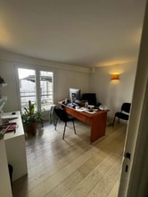 68 Rue De La Chaussee D'Antin, Paris for sale Interior Photo- Image 2 of 6