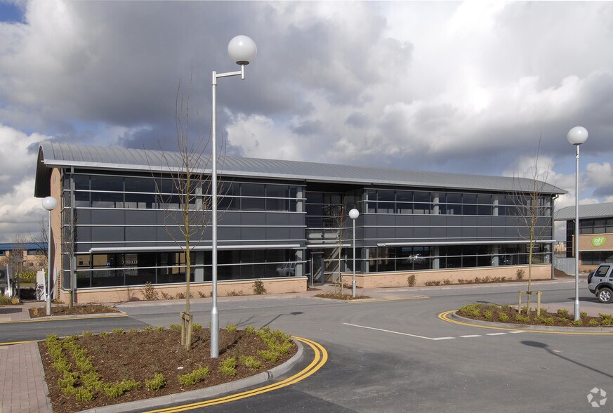 Cheetah Rd, Coventry à louer - Photo du bâtiment - Image 2 de 4