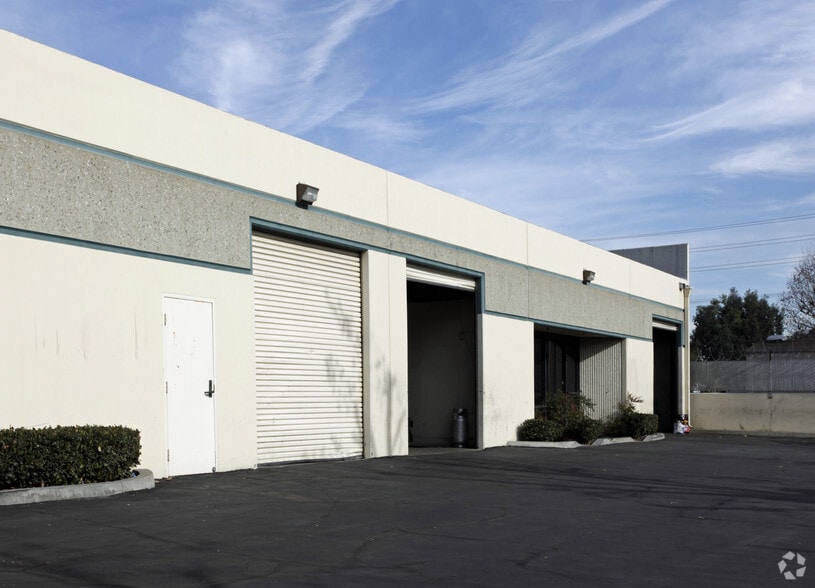 13503 Vintage Pl, Chino, CA for lease - Building Photo - Image 2 of 6