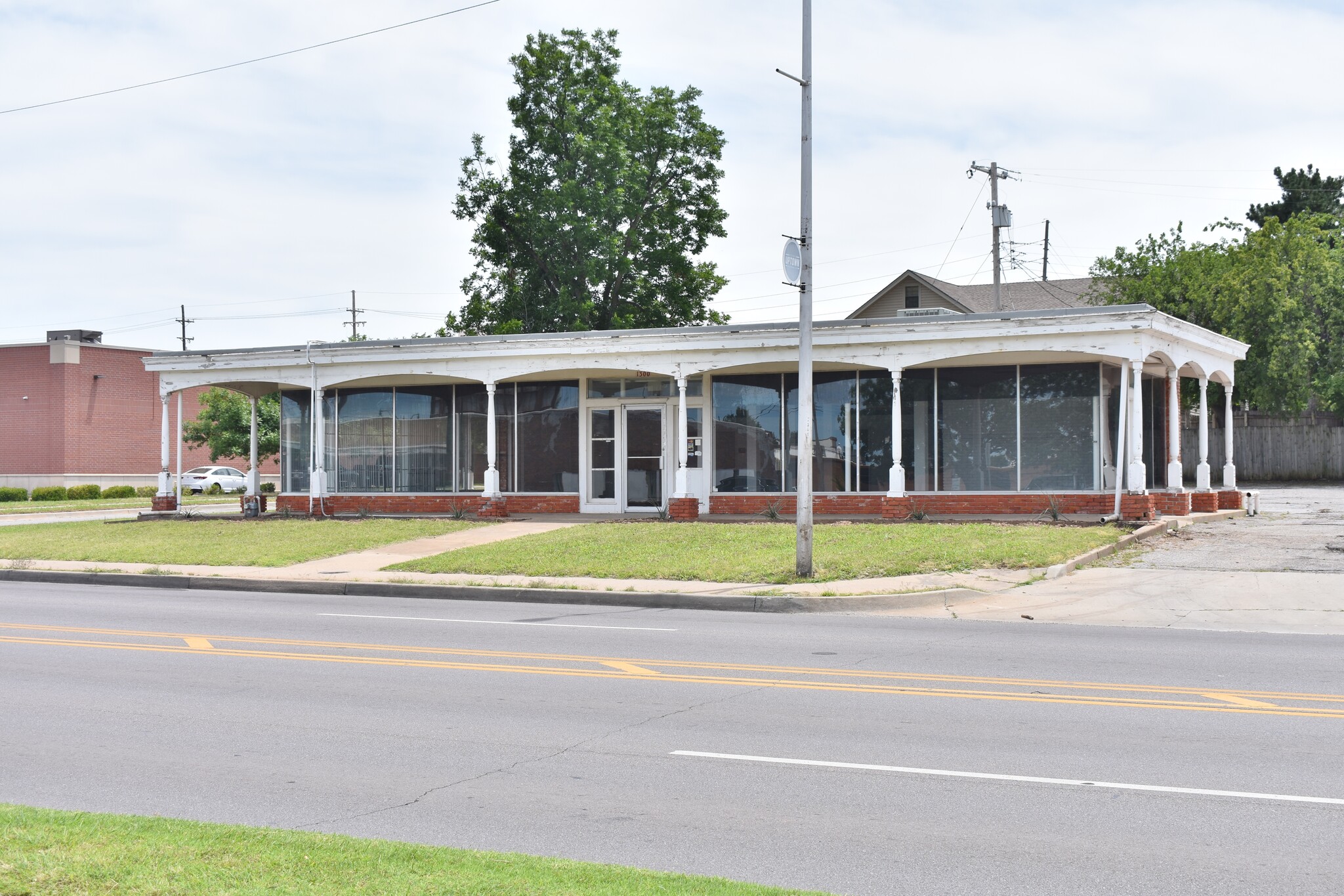 1304 NW 23rd St, Oklahoma City, OK for lease Building Photo- Image 1 of 3