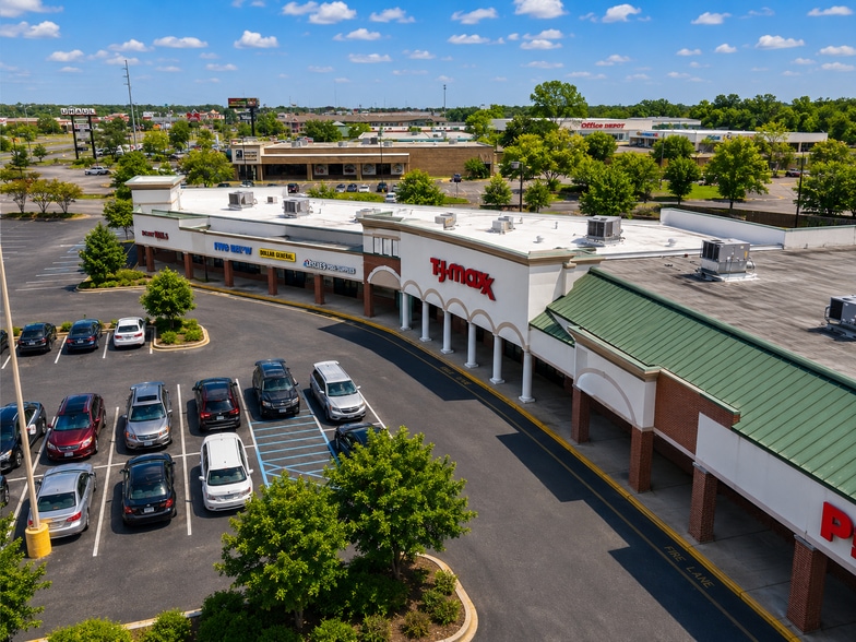 2715-2787 Eastern Blvd, Montgomery, AL for lease - Building Photo - Image 2 of 8