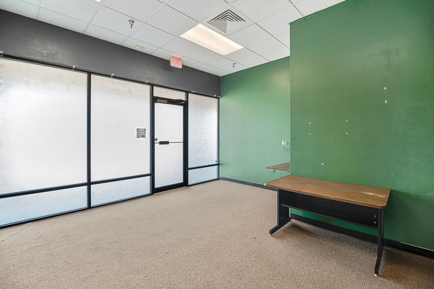 5428-5444 Dogwood Dr, Milton, FL for lease - Building Photo - Image 2 of 8