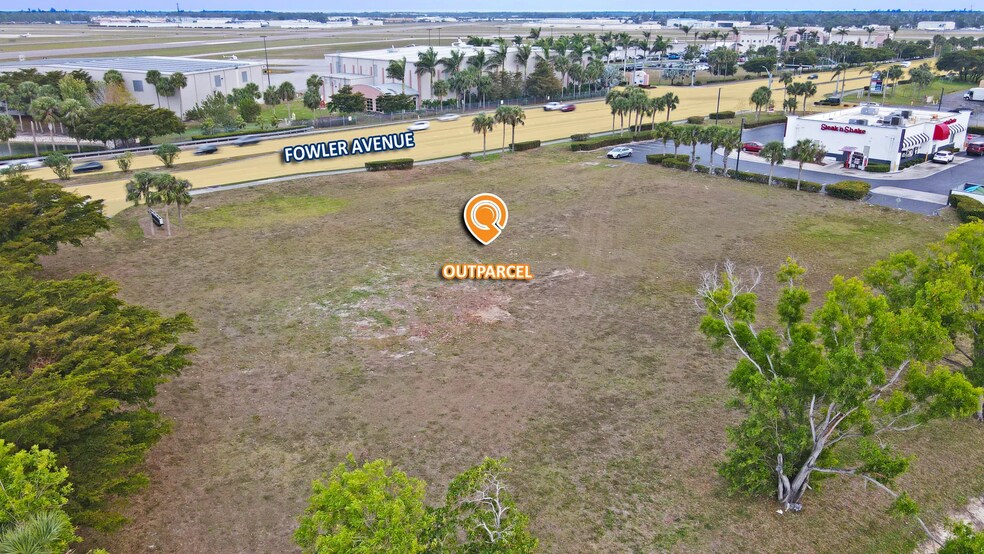 10600 Fowler St, Fort Myers, FL à louer - Aérien - Image 3 de 3