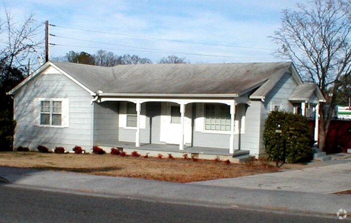 3931 Old Austell Rd, Powder Springs, GA à louer - Photo du bâtiment - Image 2 de 2