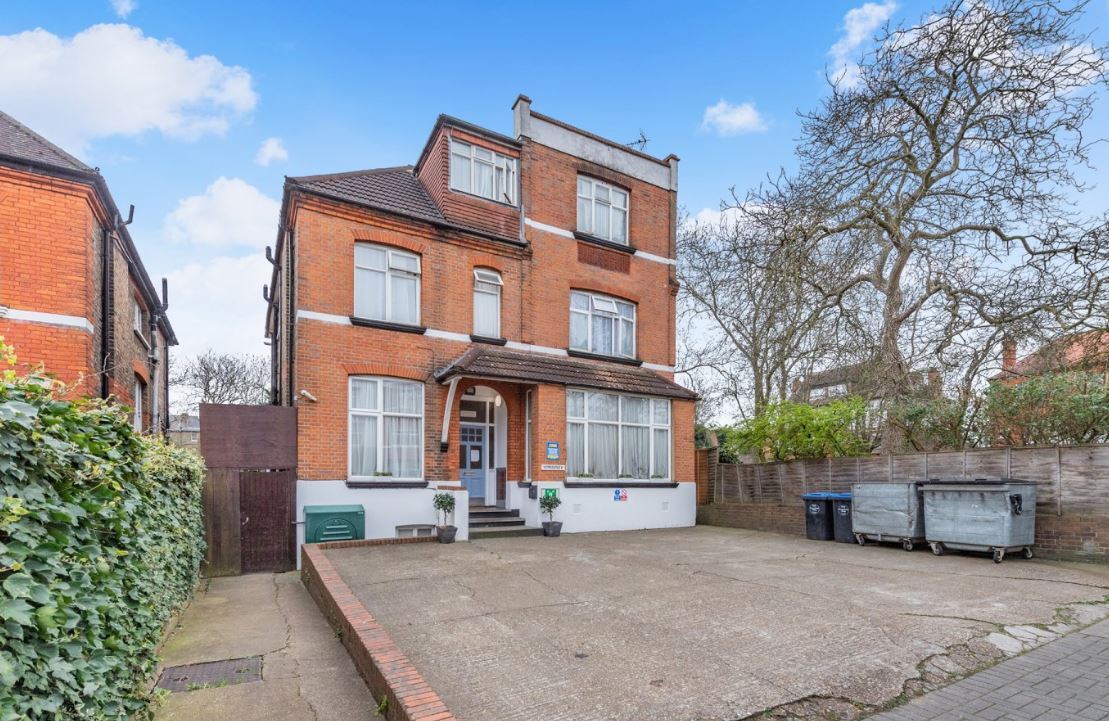 30 Chatsworth Rd, Londres à vendre Photo du bâtiment- Image 1 de 13