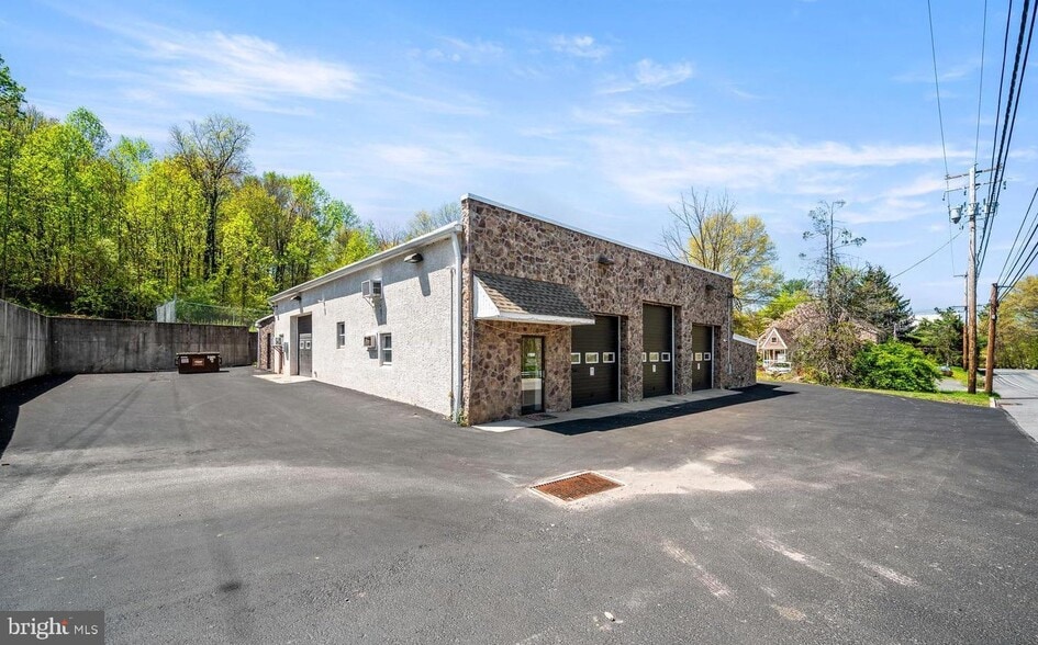 1851 Pottstown Pike, Pottstown, PA for sale - Building Photo - Image 3 of 29