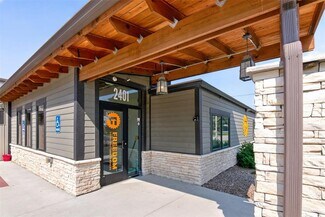 Plus de détails pour 2401 Hickman Rd, Des Moines, IA - Industriel à vendre