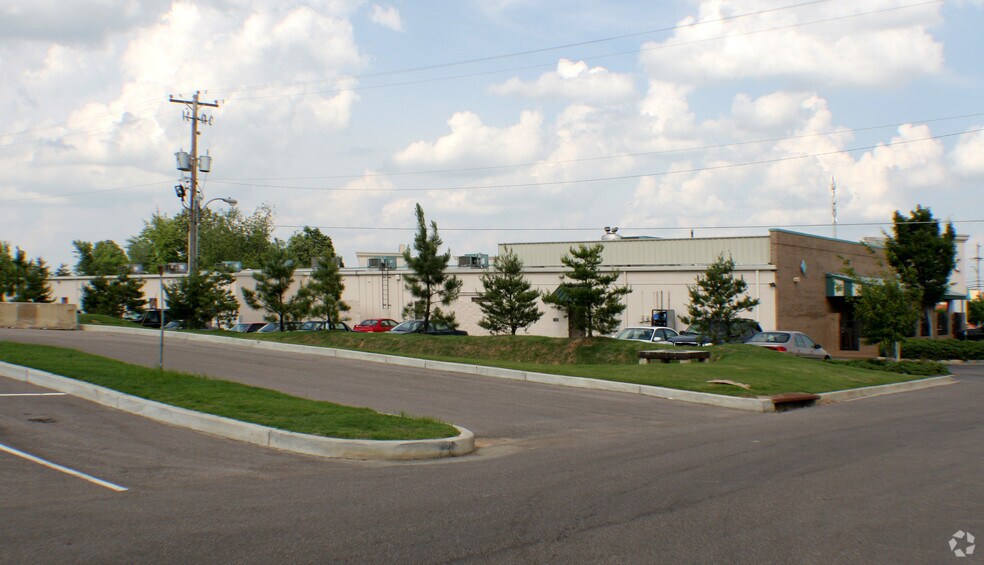 1771 Germantown Rd, Cordova, TN à louer - Photo du bâtiment - Image 3 de 29