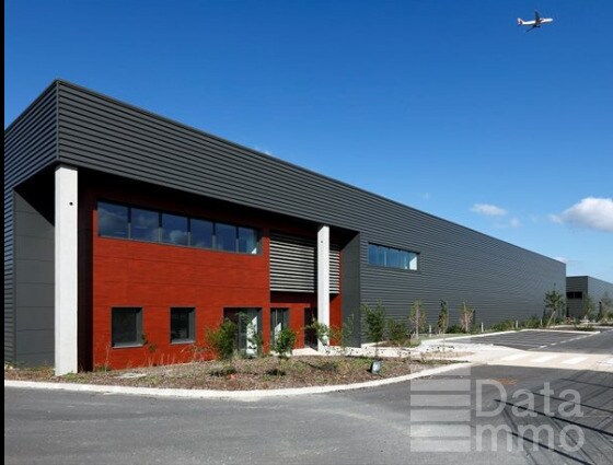 Industrial in Gonesse for lease Building Photo- Image 1 of 17
