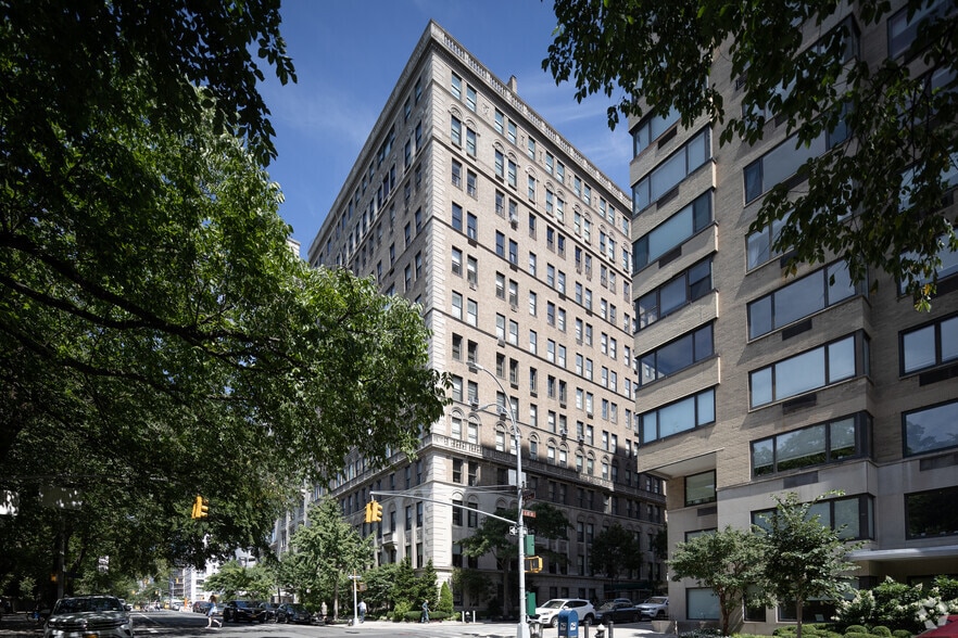 1060 Fifth Ave, New York, NY for sale - Primary Photo - Image 1 of 4