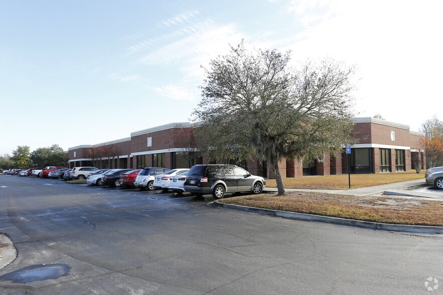 6001 Chatham Center Dr, Savannah, GA à louer - Photo du bâtiment - Image 3 de 8