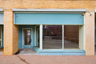 16 Franklin St, Norwich, CT à louer Photo intérieure- Image 2 de 6