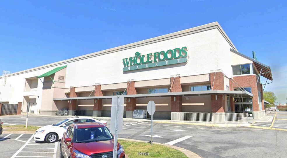 3200-3202 W Friendly Ave, Greensboro, NC for lease - Building Photo - Image 1 of 2