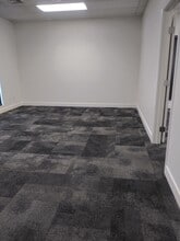 2565 E Chandler Ave, Las Vegas, NV for lease Interior Photo- Image 2 of 29