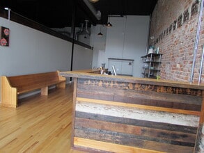 307 2nd Ave SE, Decatur, AL for lease Interior Photo- Image 1 of 5