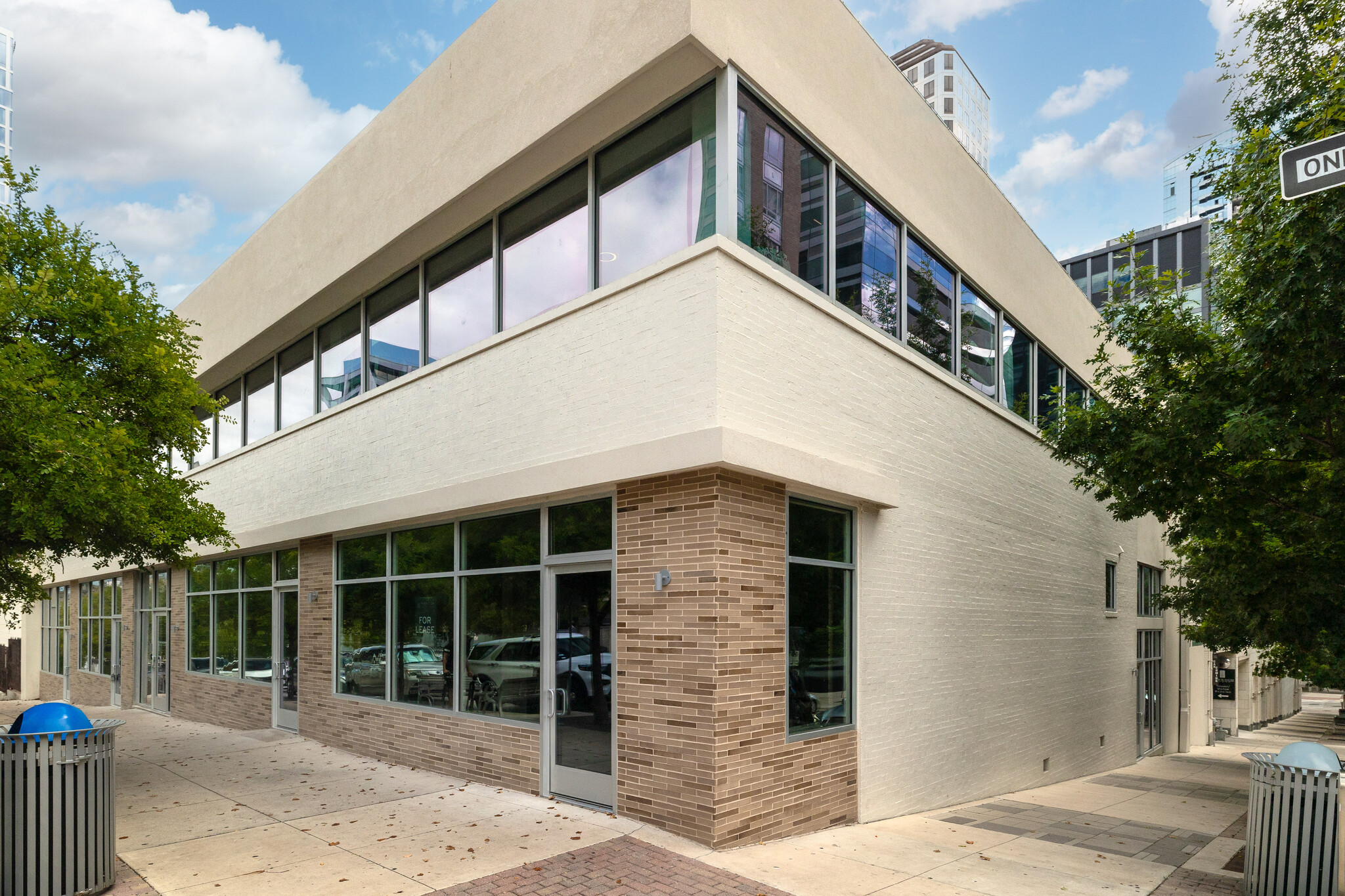 119 W 8th St, Austin, TX for lease Building Photo- Image 1 of 13