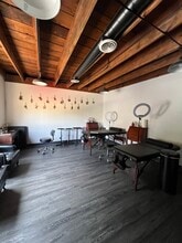 7164-7168 Melrose Ave, Los Angeles, CA for lease Interior Photo- Image 1 of 2