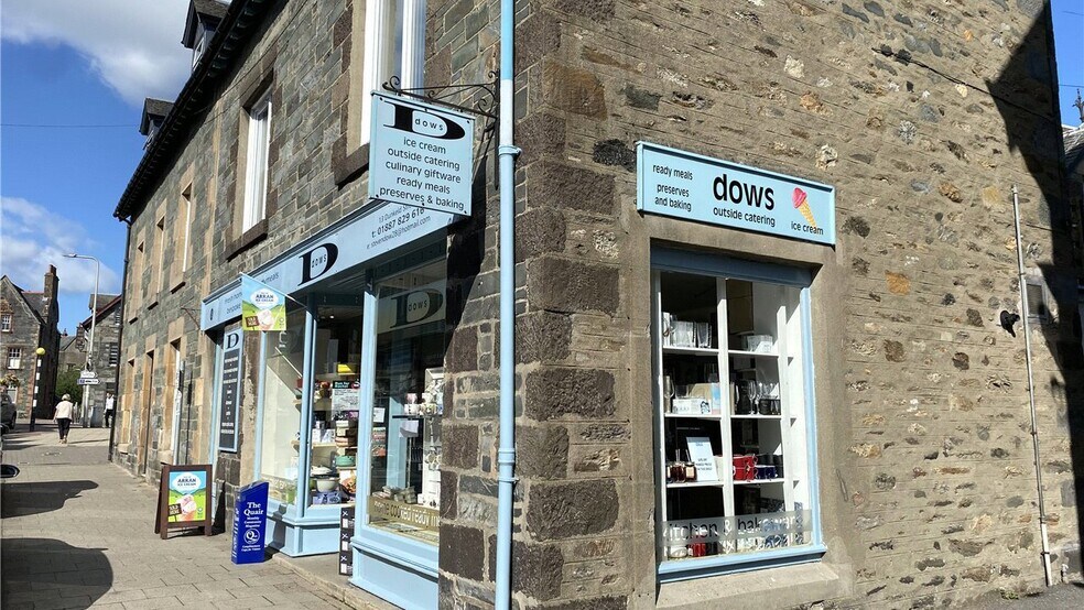 13 & 15 Dunkeld St, Aberfeldy for sale - Building Photo - Image 2 of 3