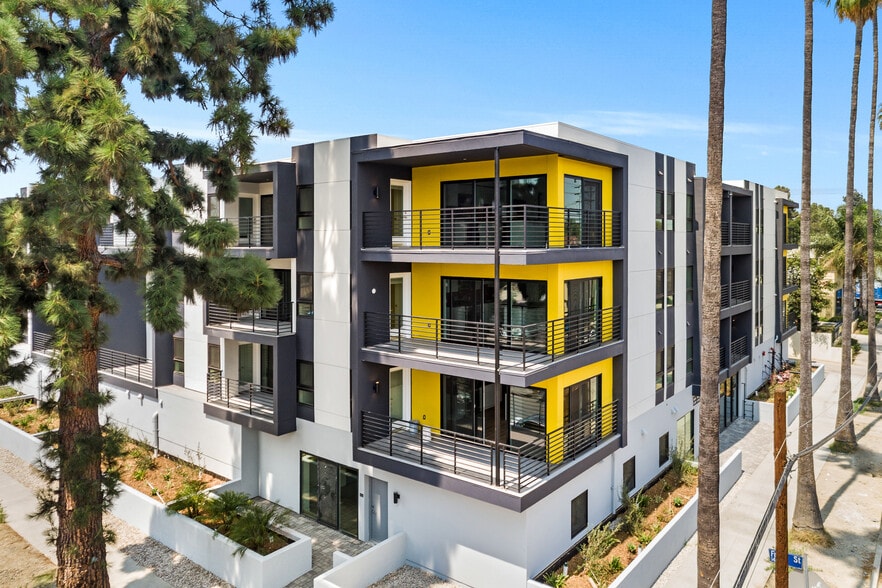 6363 Tyrone Ave, Van Nuys, CA à vendre - Photo du bâtiment - Image 1 de 9