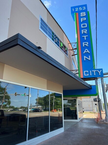 1253 Texas Ave, Shreveport, LA à louer - Photo du bâtiment - Image 3 de 3