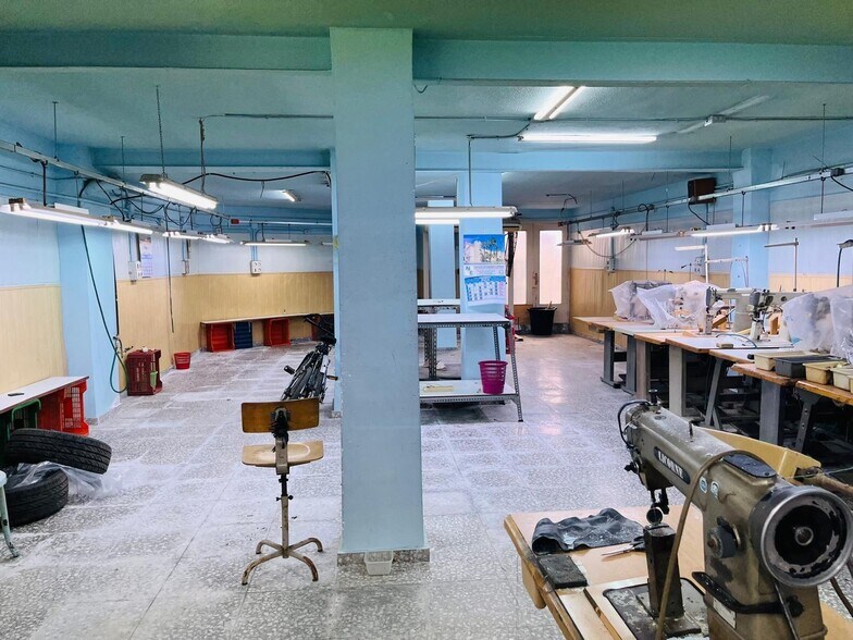 Retail in Elche, Alicante for sale - Interior Photo - Image 1 of 10