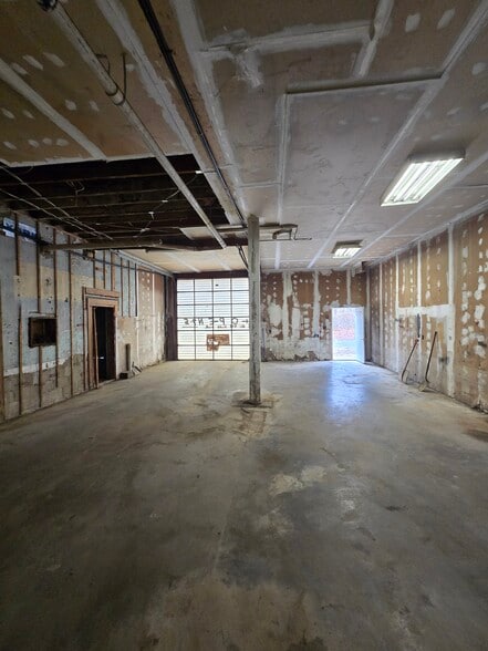 20141 Point Lookout Rd, Great Mills, MD for lease - Building Photo - Image 3 of 11