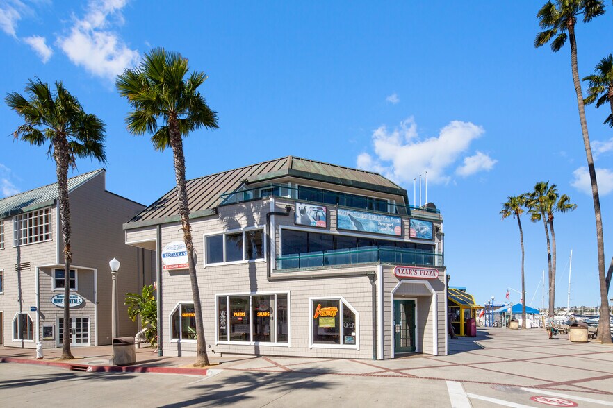 309 Palm St, Newport Beach, CA à louer - Photo du bâtiment - Image 3 de 9