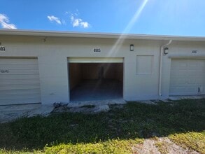 4903 8th Ave S, Gulfport, FL for lease Interior Photo- Image 2 of 10