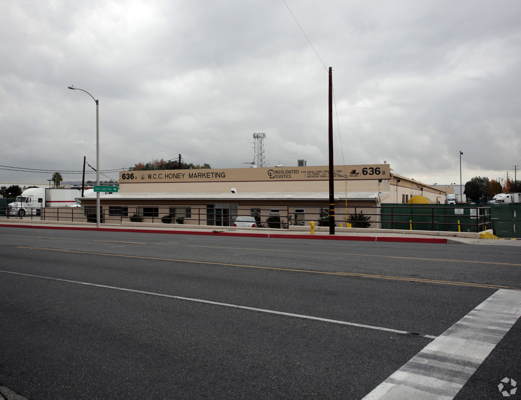 636 S Turnbull Canyon Rd, City of Industry, CA à louer Photo principale- Image 1 de 15