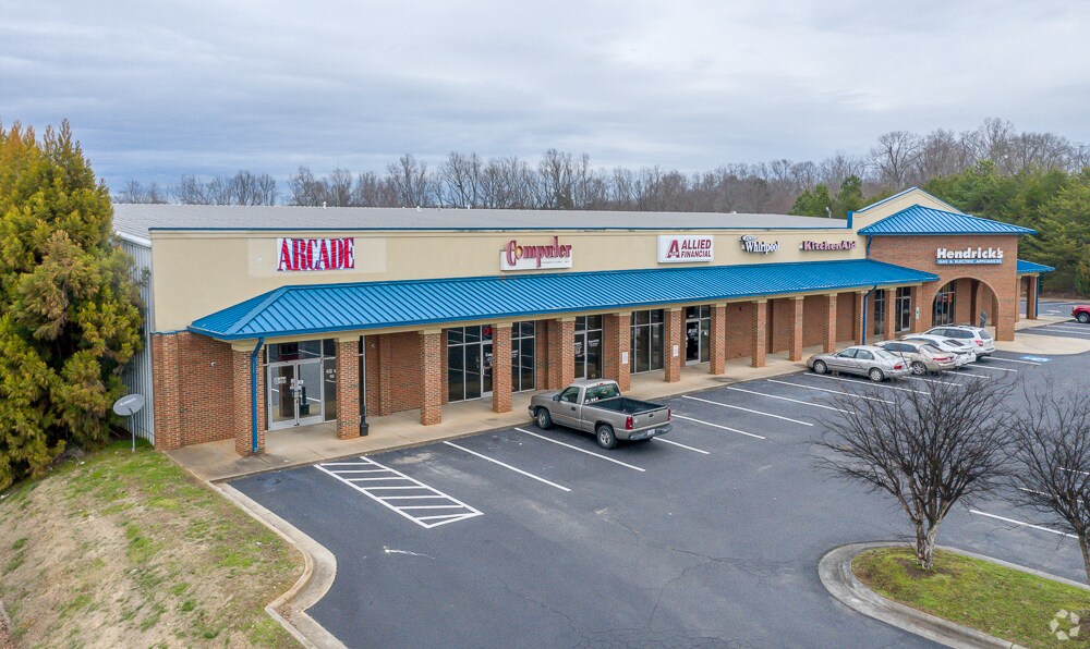1239-1241 E Dixon Blvd, Shelby, NC à louer Photo principale- Image 1 de 5