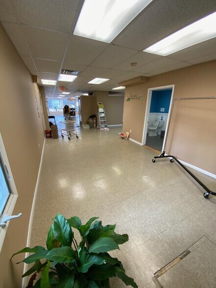 307 Branchport Ave, Long Branch, NJ à vendre - Photo du bâtiment - Image 3 de 9